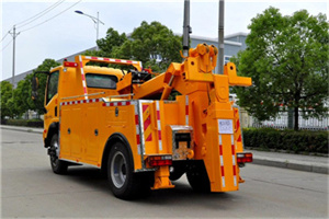 左权高速路拖车费